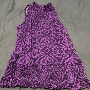 Cute Purple Top, Essentials by Milano, Size Medium